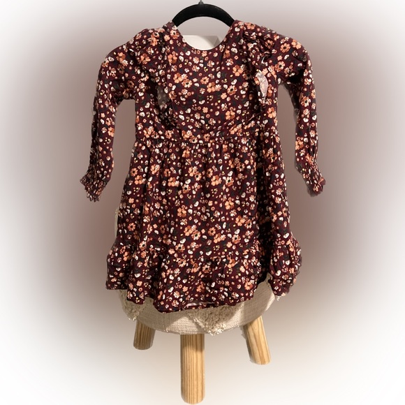 Art class flower dress - Picture 1 of 3